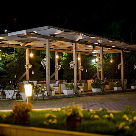 Kadrisa Hotel Durrës Esterno foto
