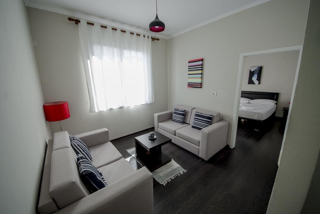 Kadrisa Hotel Durrës Esterno foto