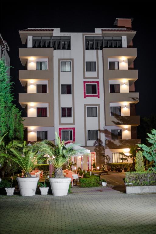 Kadrisa Hotel Durrës Esterno foto